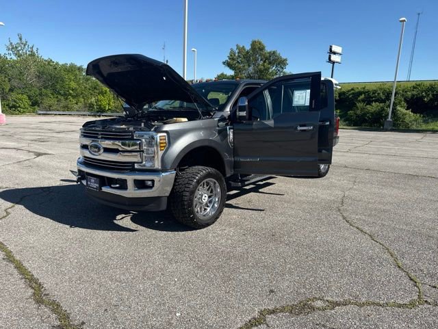 Used 2019 Ford F250 Lariat w/ Chrome Package AWD/4WD image 13