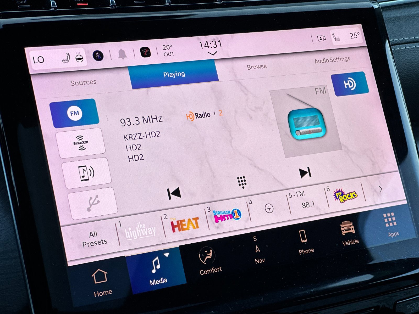 Used 2022 Jeep Grand Cherokee L Limited image 19