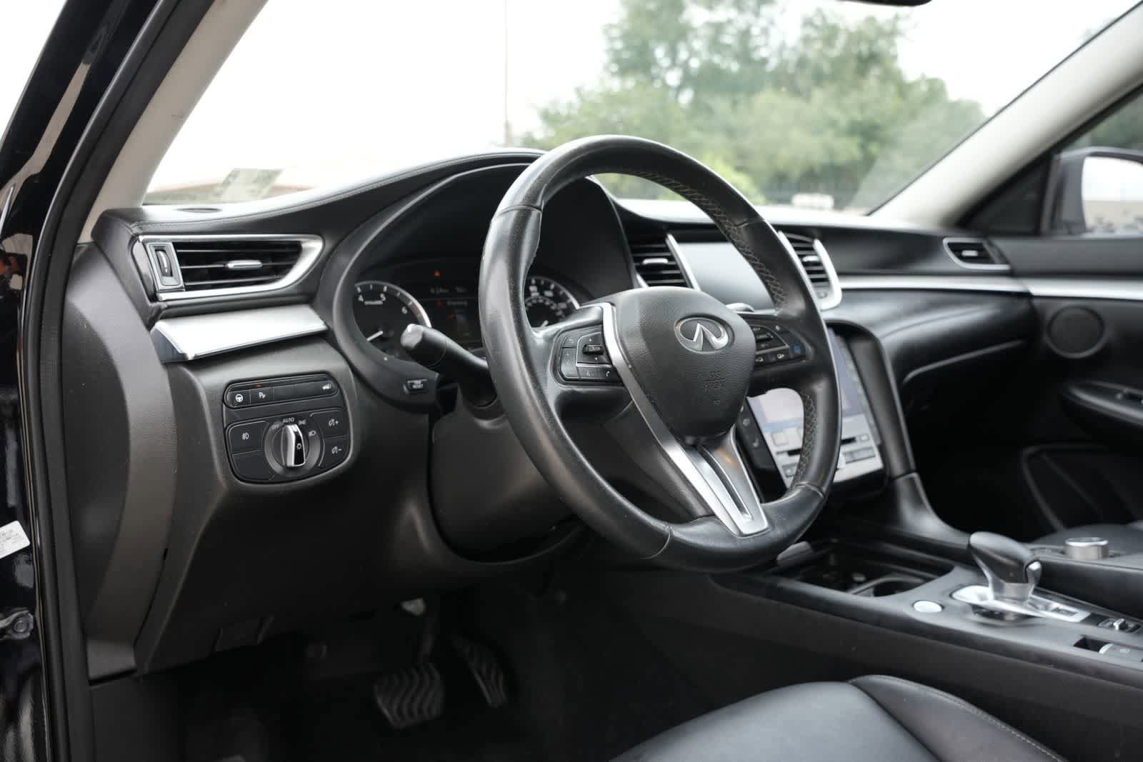 Used 2021 INFINITI QX50 Luxe FWD image 15