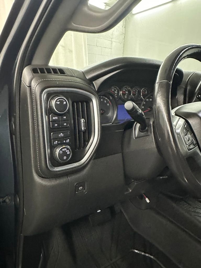 Used 2019 Chevrolet Silverado 1500 LT w/ All-Star Edition image 14