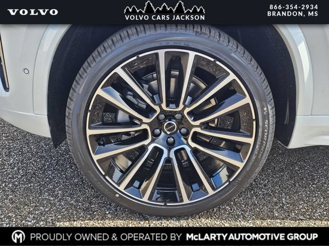 New 2026 Volvo XC90 B6 Plus w/ Protection Package Premier AWD/4WD image 22