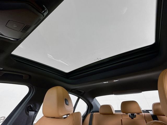 Used 2026 BMW 330i xDrive Sedan w/ Premium Package image 22