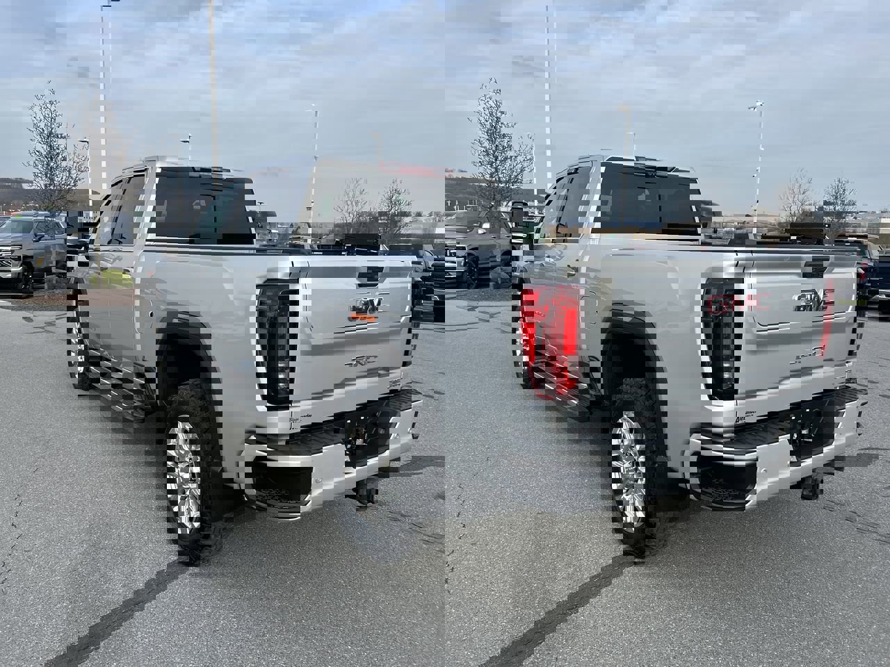 Used 2022 GMC Sierra 2500 Denali w/ Denali Ultimate Package image 5