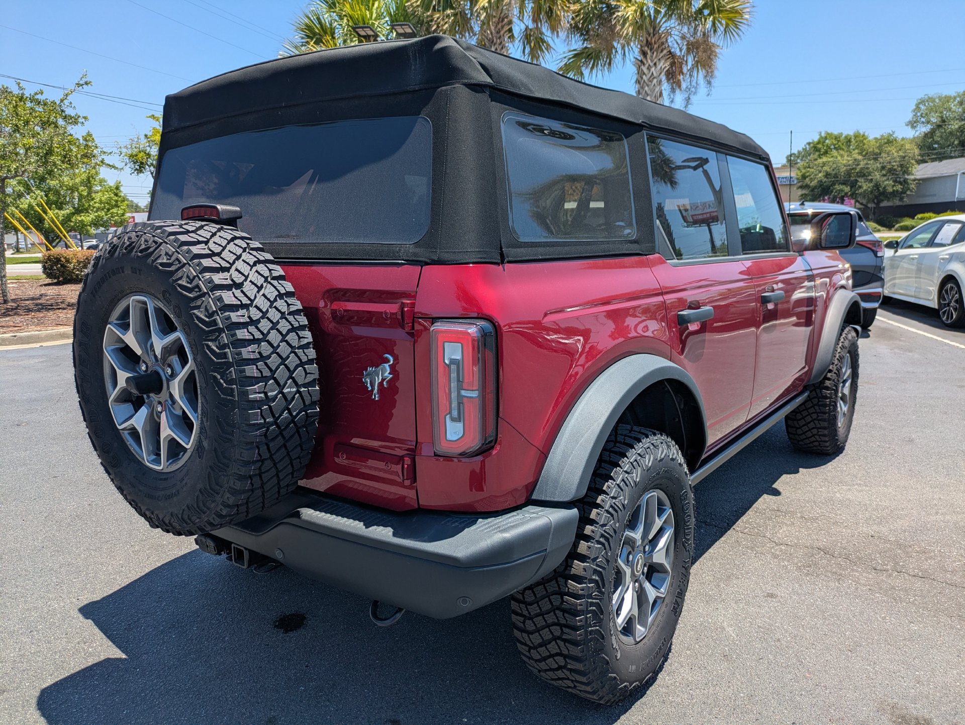 New 2025 Ford Bronco Badlands AWD/4WD image 4