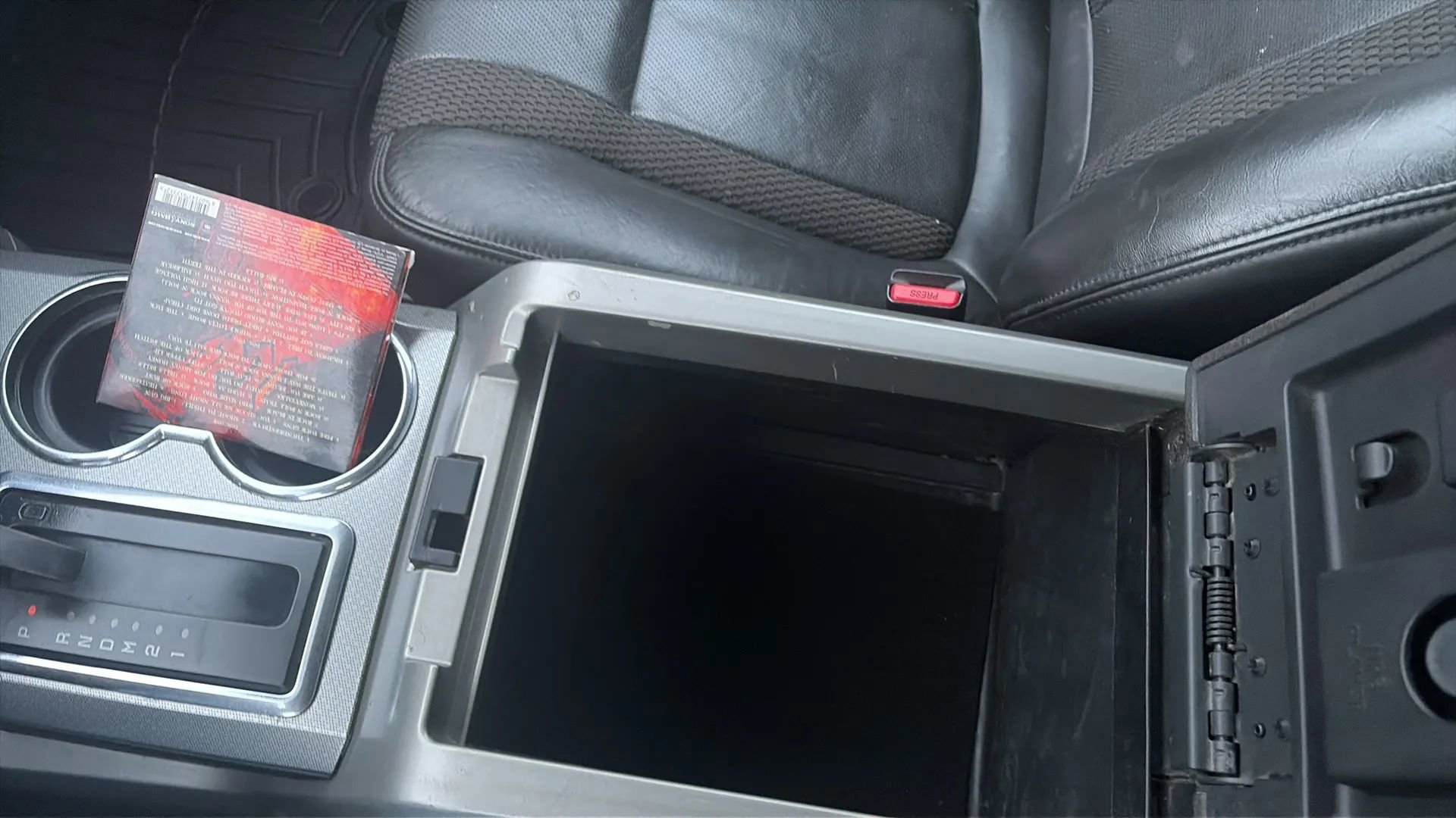 Used 2011 Ford F150 Raptor w/ Raptor Luxury Pkg image 53