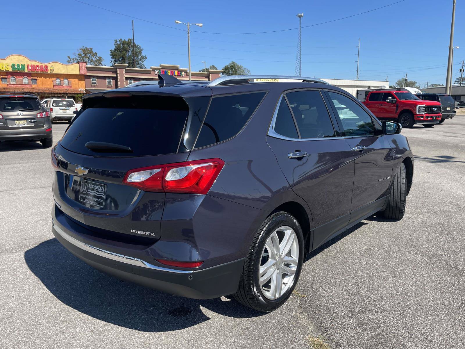 Used 2019 Chevrolet Equinox Premier FWD image 2