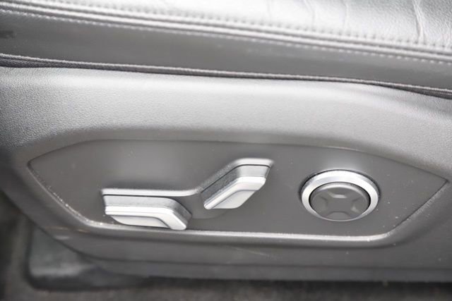 Certified 2025 Hyundai Santa Fe Limited image 16