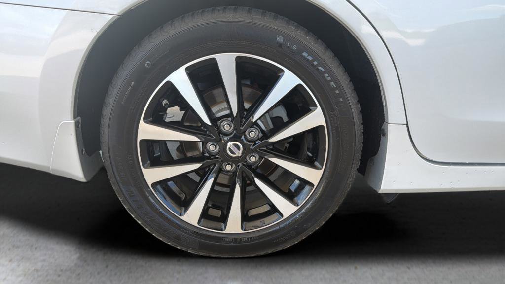 Used 2018 Nissan Altima 2.5 SV w/ 2.5 SV Technology Package FWD image 26