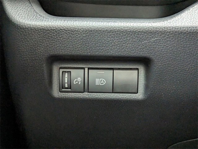 Used 2024 Toyota RAV4 XLE image 25