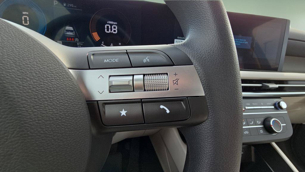 New 2026 Hyundai Tucson SE AWD/4WD image 25