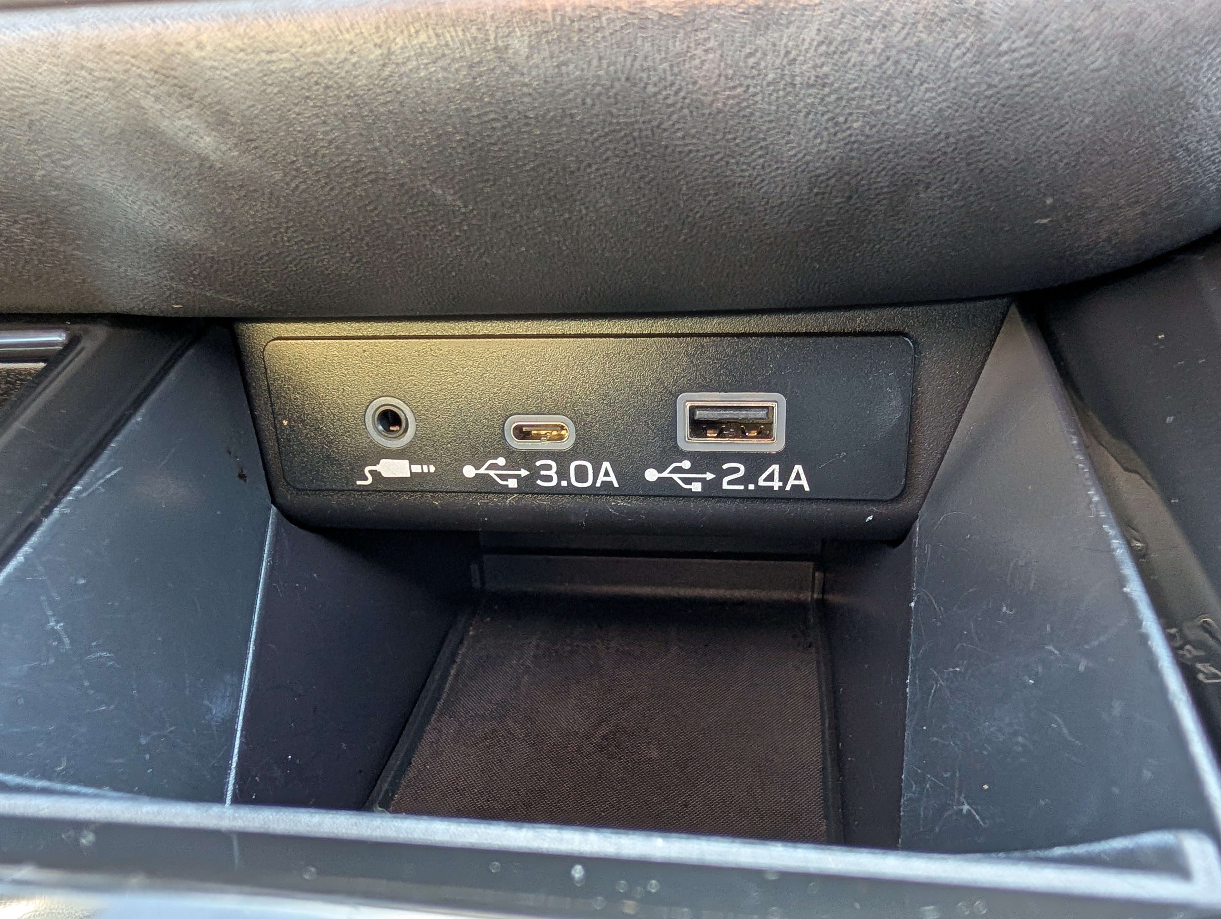 Used 2023 Subaru Outback Premium AWD/4WD image 33