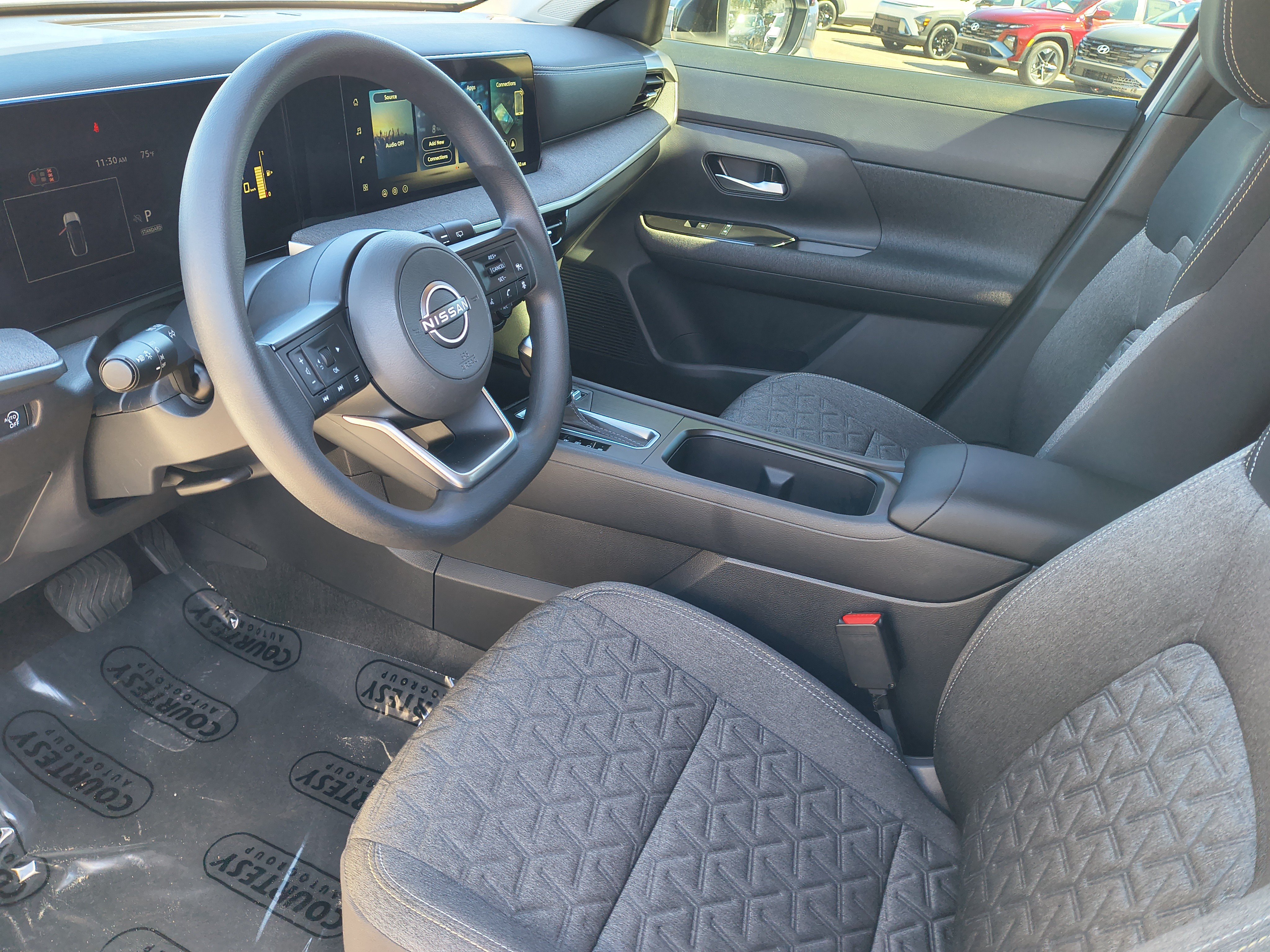 Used 2026 Nissan Kicks SV FWD image 20