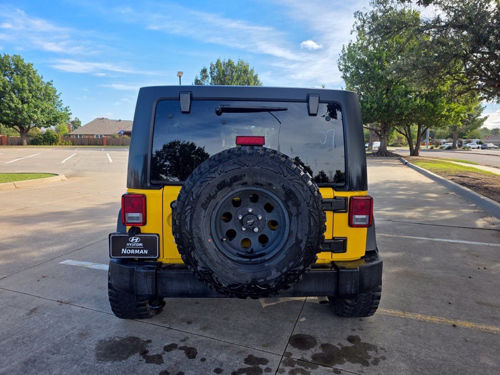 Used 2015 Jeep Wrangler Unlimited Sport w/ Quick Order Package 24S AWD/4WD image 24