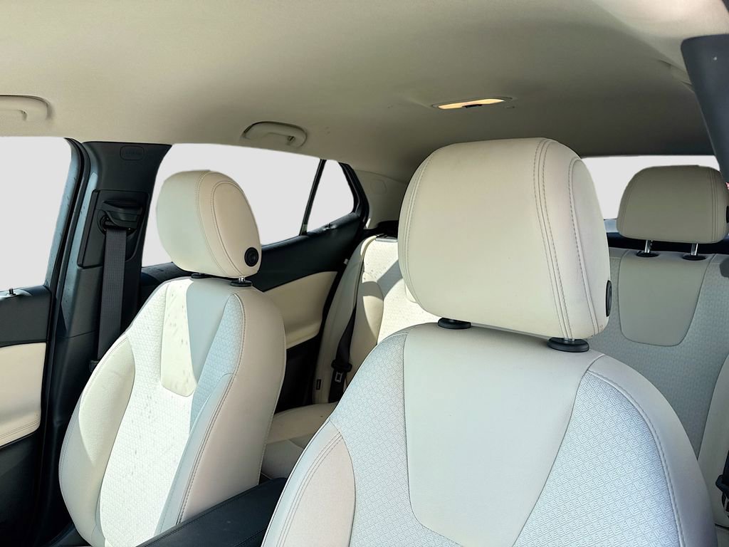 Certified 2025 Buick Encore GX Preferred image 11