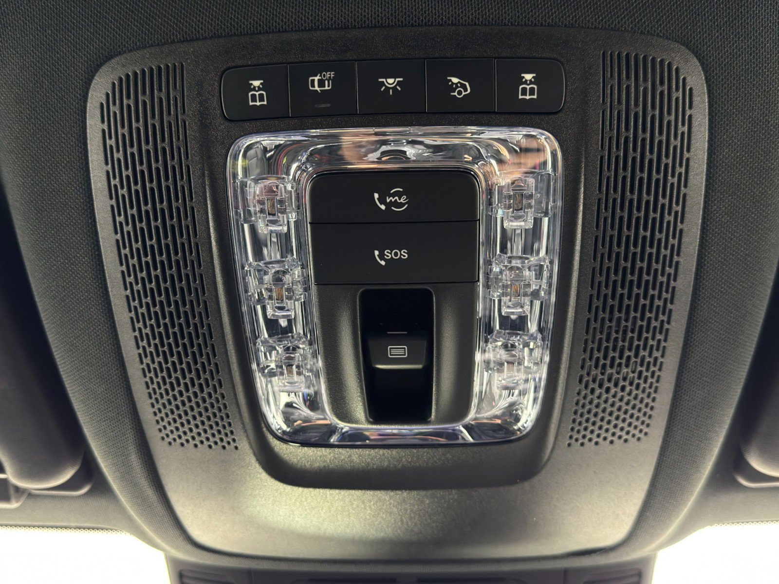 Used 2024 Mercedes-Benz GLS 450 4MATIC image 45