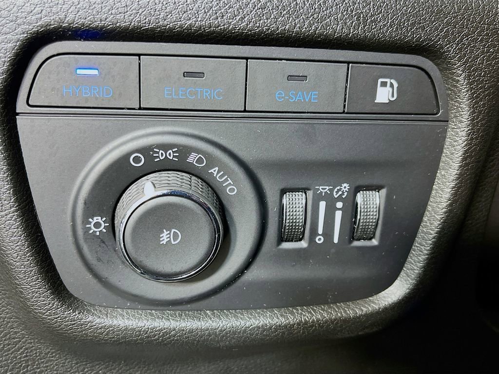 Used 2022 Jeep Grand Cherokee Limited 4xe image 13
