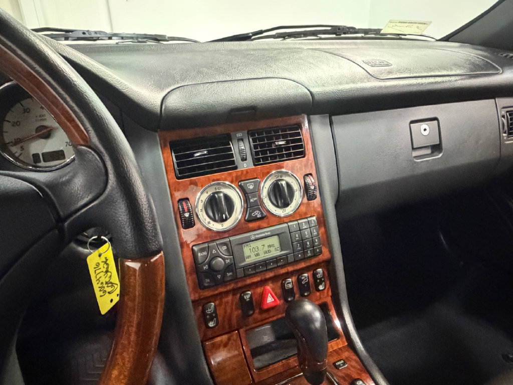 Used 2003 Mercedes-Benz SLK 320 image 56