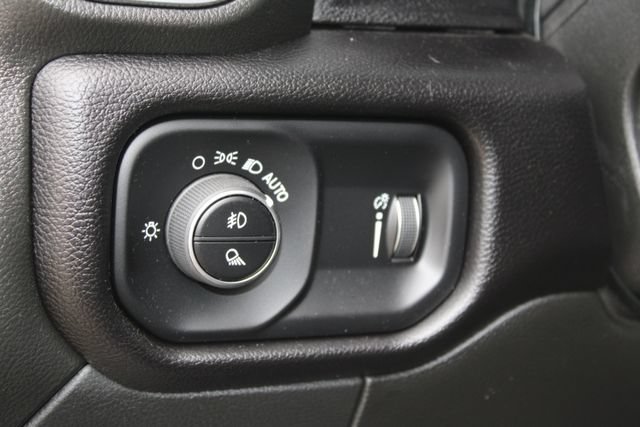 Used 2025 RAM 3500 Big Horn AWD/4WD image 26