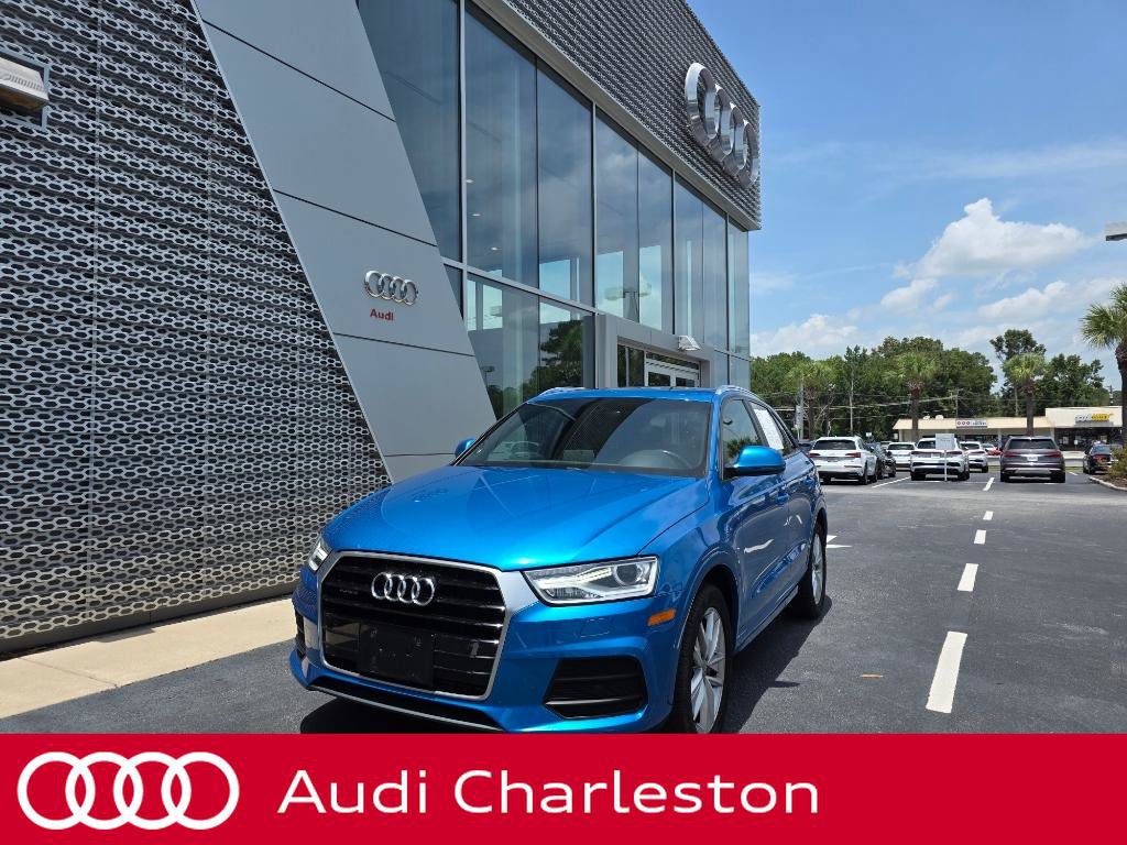 Used 2017 Audi Q3 2.0T Premium w/ Convenience Package AWD/4WD image 1