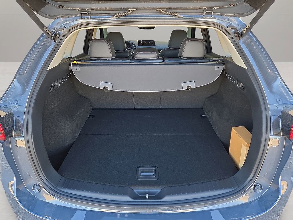 New 2025 MAZDA CX-5 Carbon Edition image 14