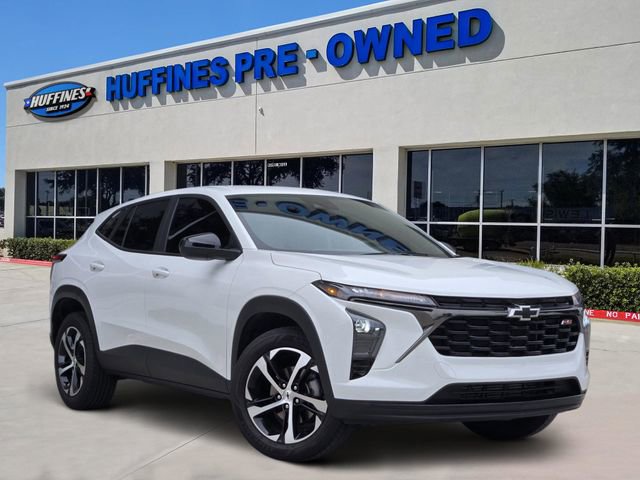 Used 2024 Chevrolet Trax RS w/ Driver Confidence Package FWD image 1