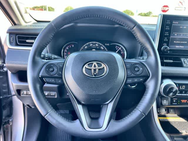 Used 2020 Toyota RAV4 Limited AWD/4WD image 17