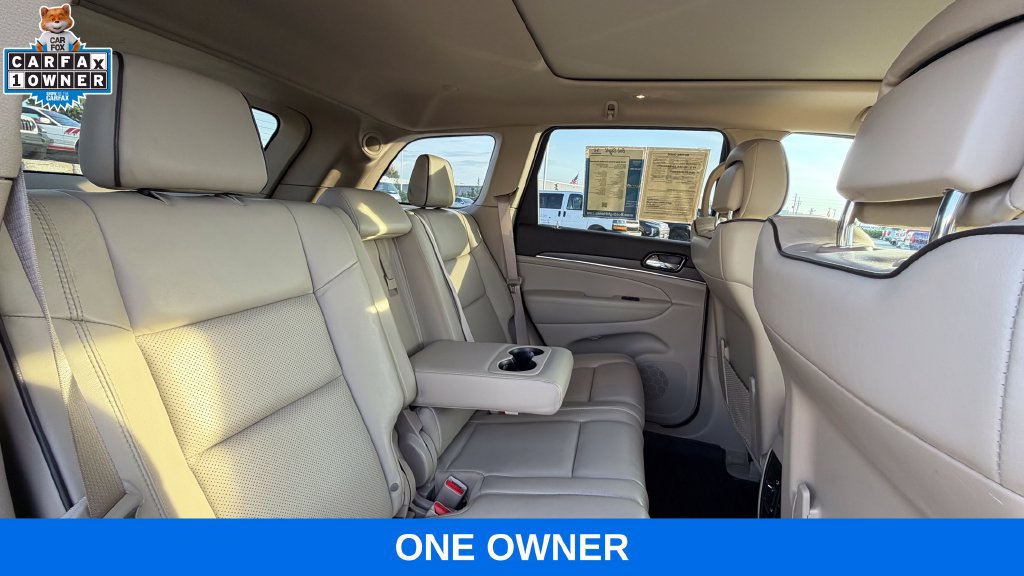 Used 2019 Jeep Grand Cherokee Overland AWD/4WD image 13