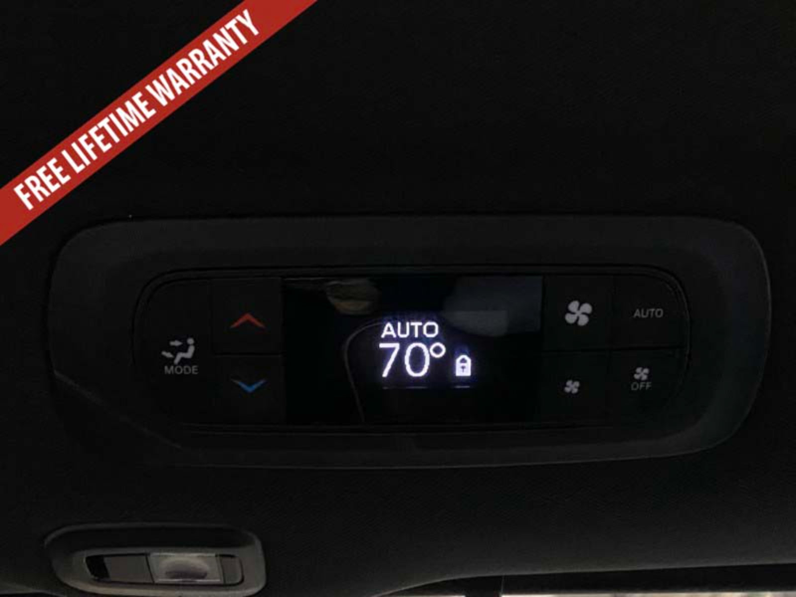 Used 2020 Chrysler Pacifica Limited w/ Advanced Safetytec Group FWD image 51