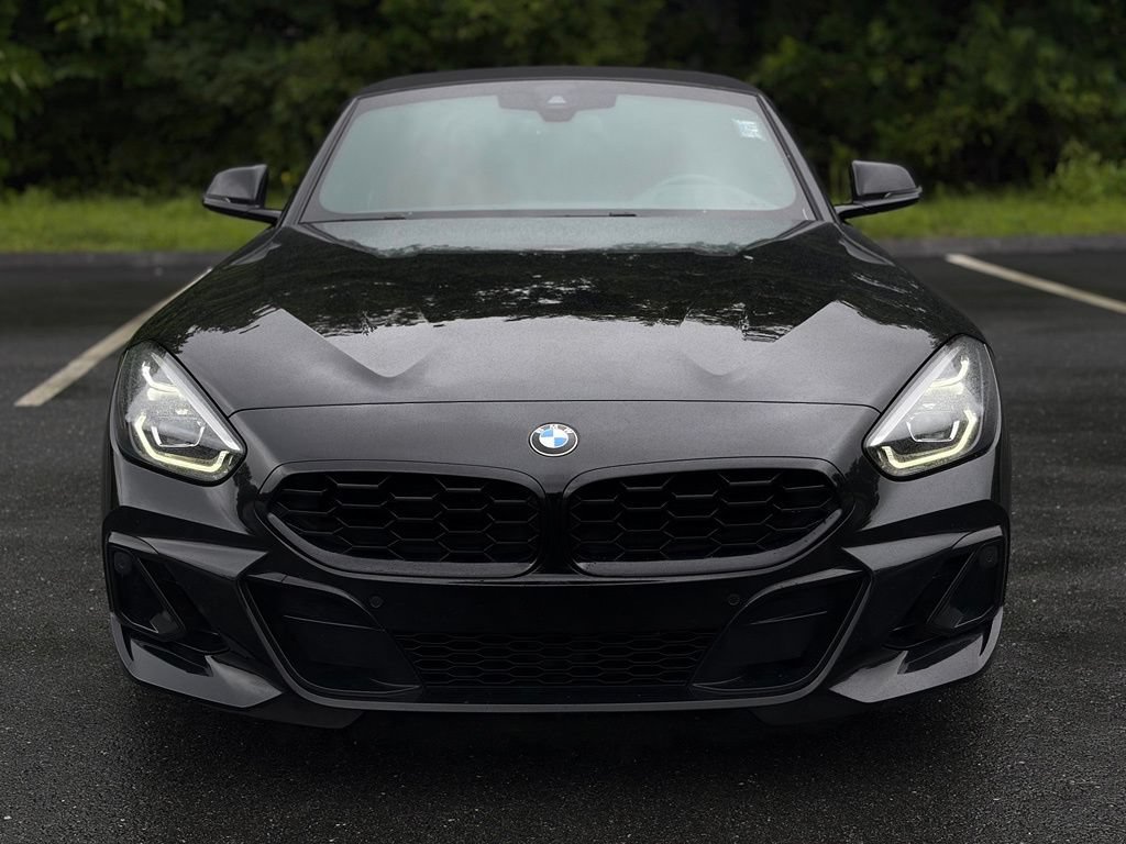 Used 2023 BMW Z4 M40i w/ Premium Package RWD image 11