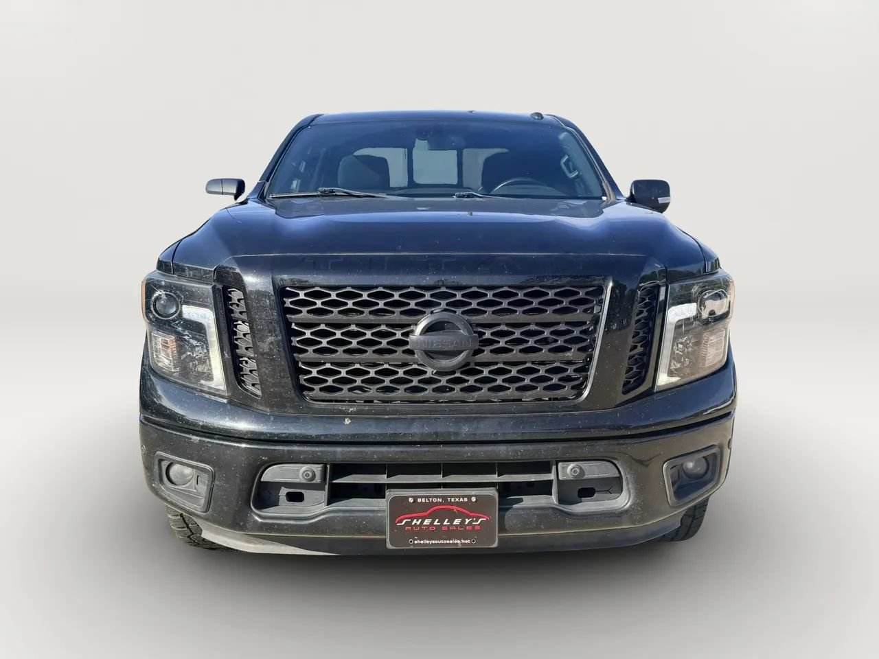 Used 2019 Nissan Titan SV w/ SV Convenience Package RWD image 11