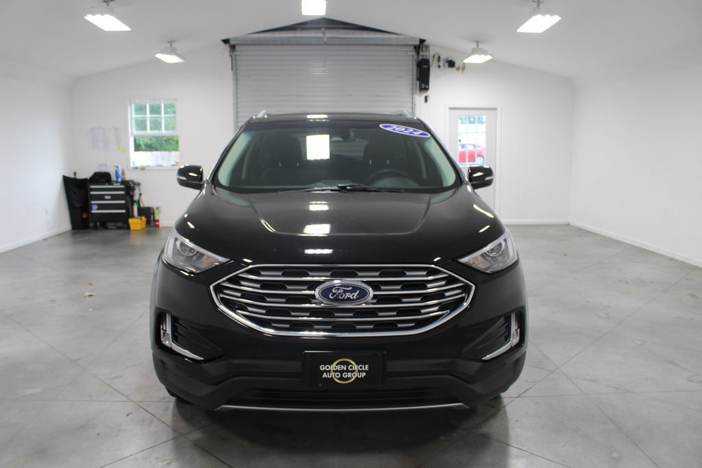 Used 2024 Ford Edge Titanium AWD/4WD image 3