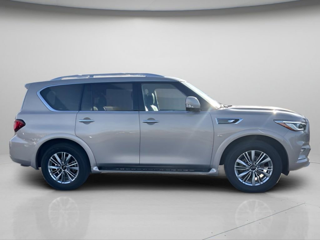 Used 2018 INFINITI QX80 4WD w/ Driver Assistance Package image 3