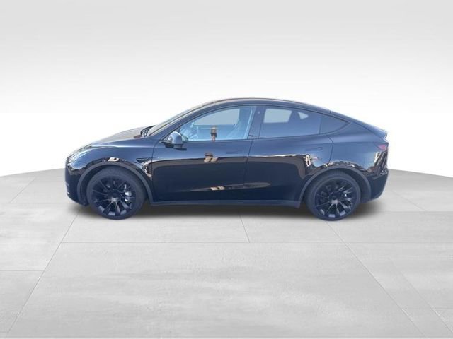 Used 2023 Tesla Model Y Long Range AWD/4WD image 6