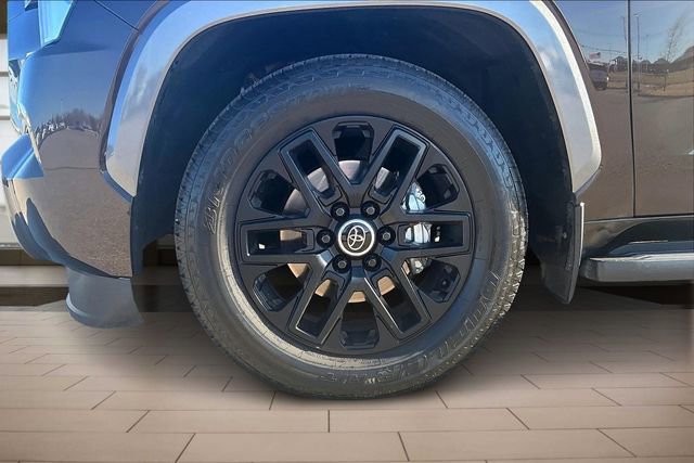 Used 2024 Toyota Sequoia Limited image 9