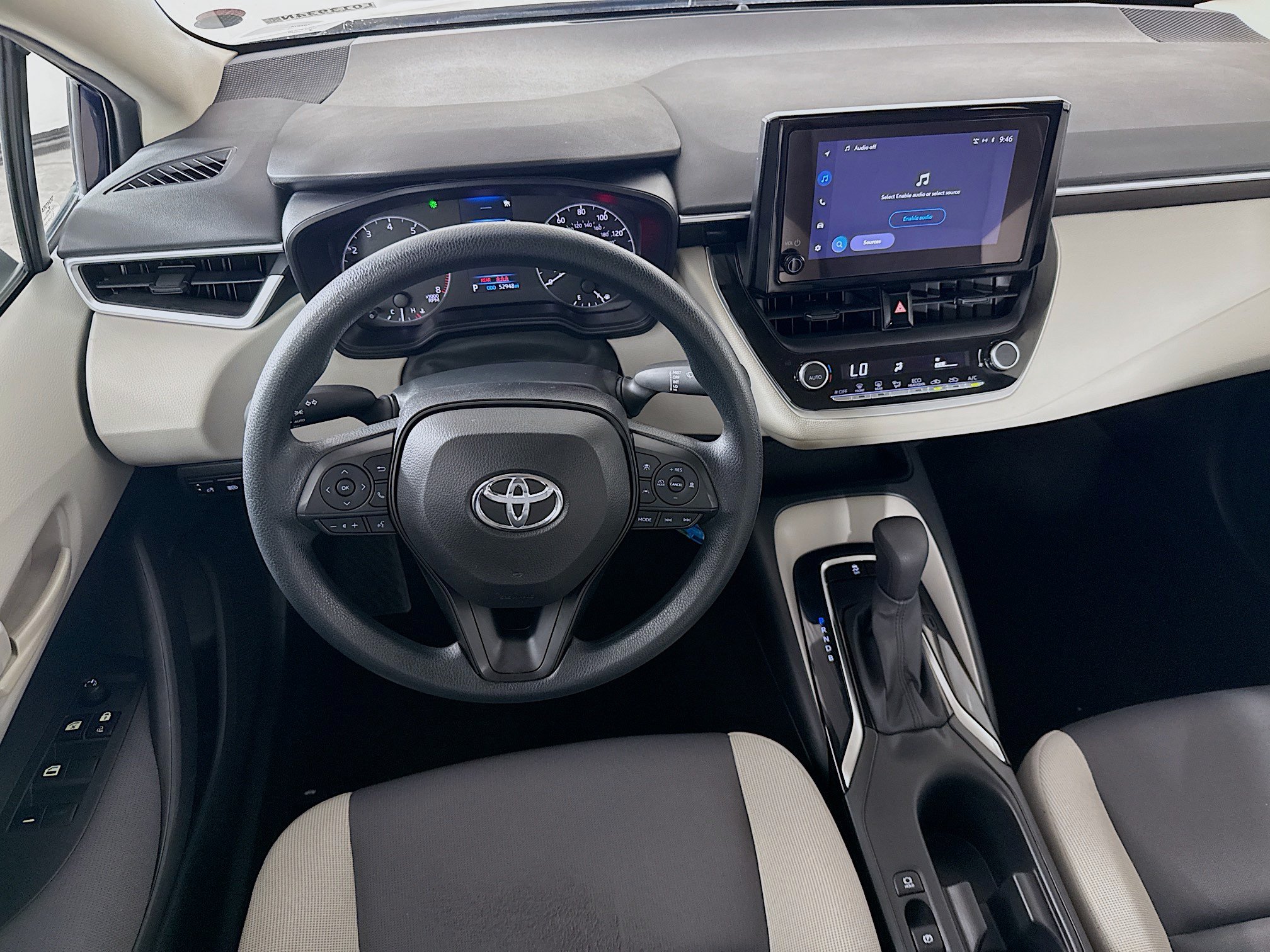 Used 2024 Toyota Corolla LE FWD image 25