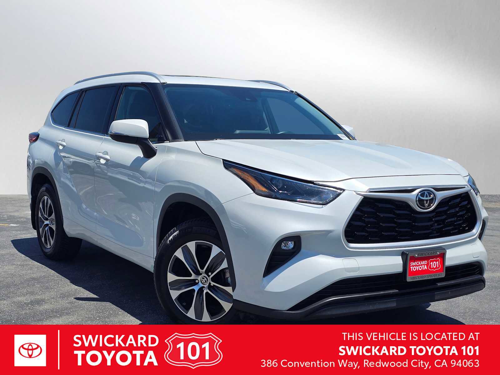 Used 2022 Toyota Highlander XLE