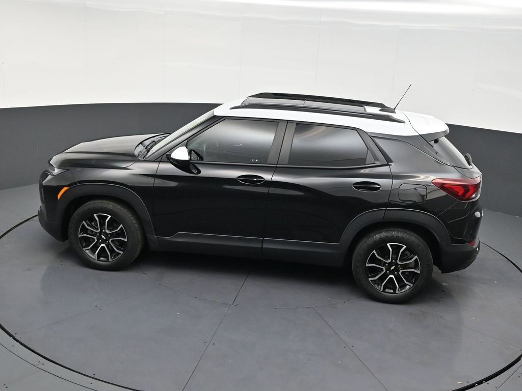 Used 2023 Chevrolet TrailBlazer ACTIV w/ Sun and Liftgate Package image 14