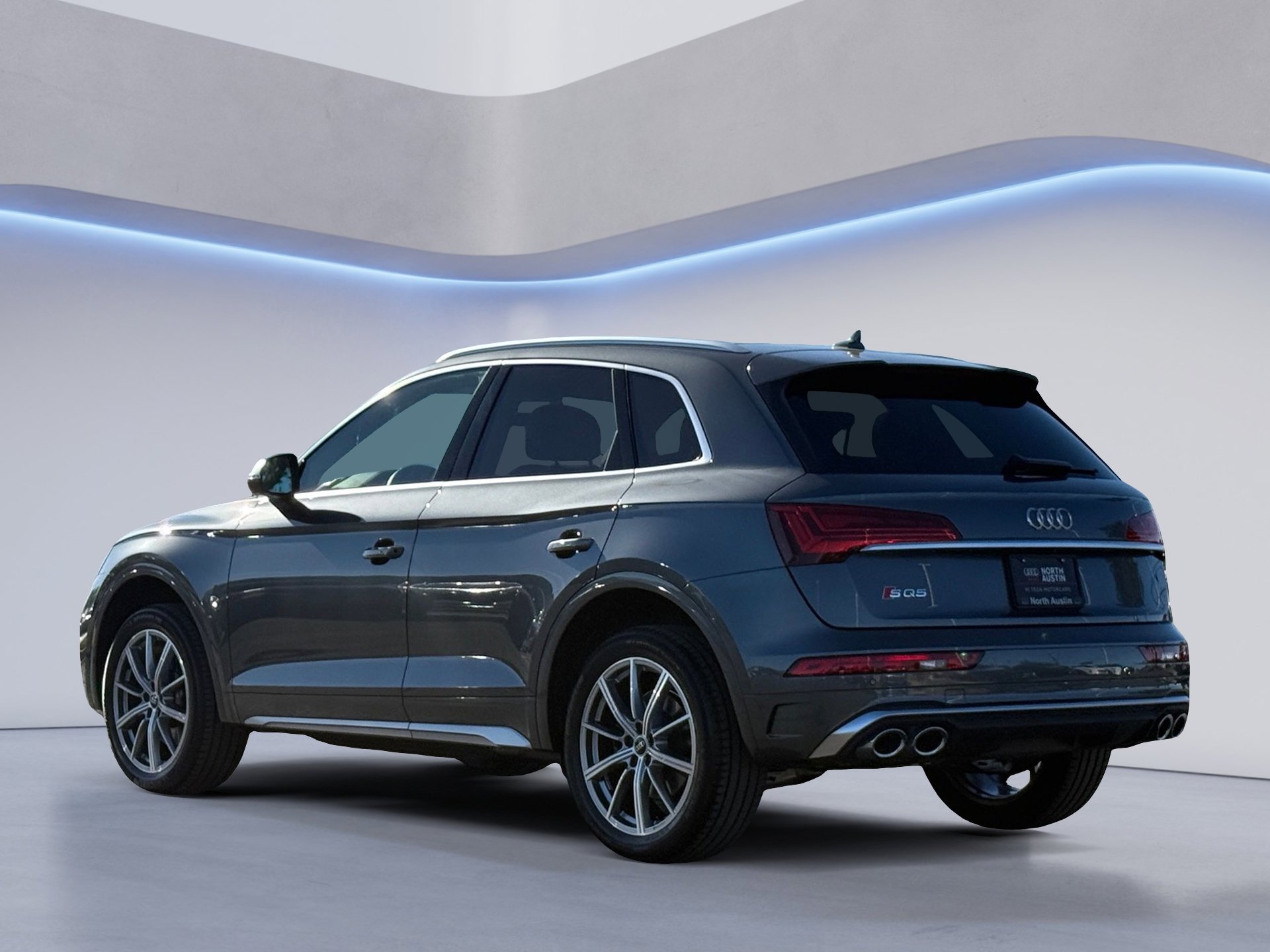 Used 2024 Audi SQ5 Premium Plus image 6