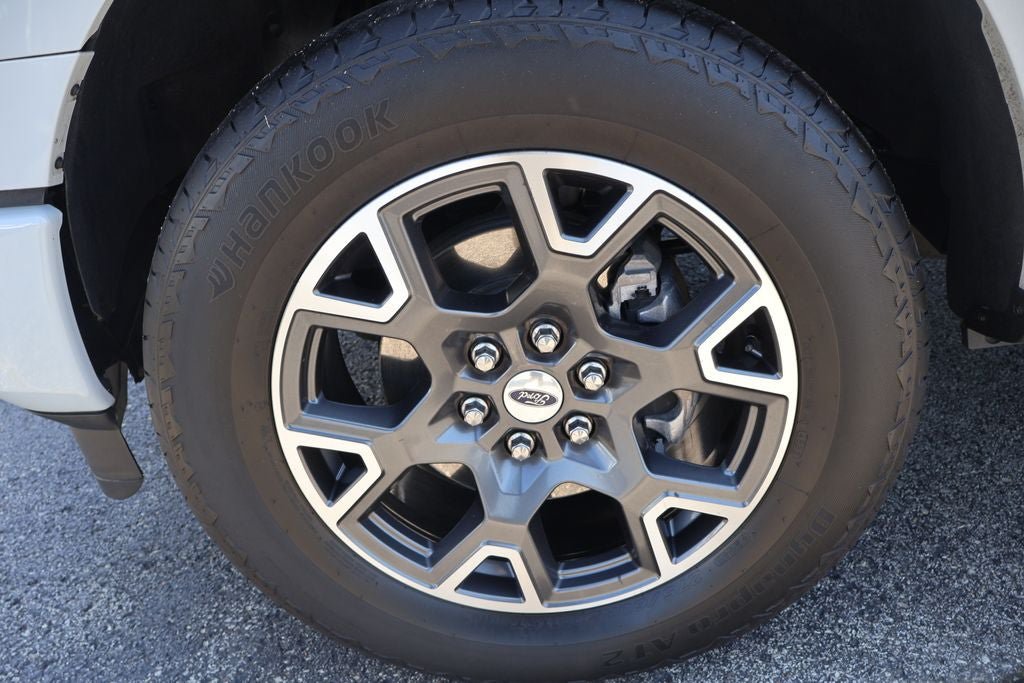 Used 2024 Ford F150 STX AWD/4WD image 9