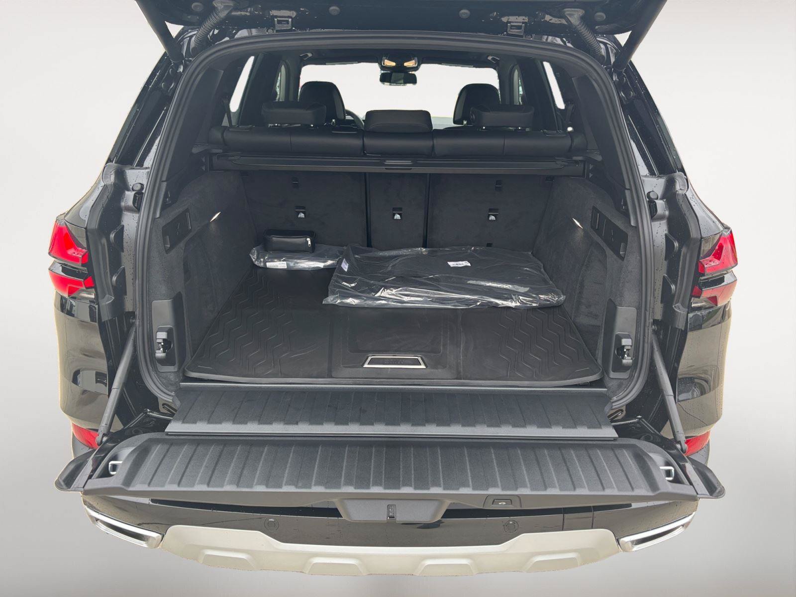 New 2026 BMW X5 xDrive40i AWD/4WD image 16
