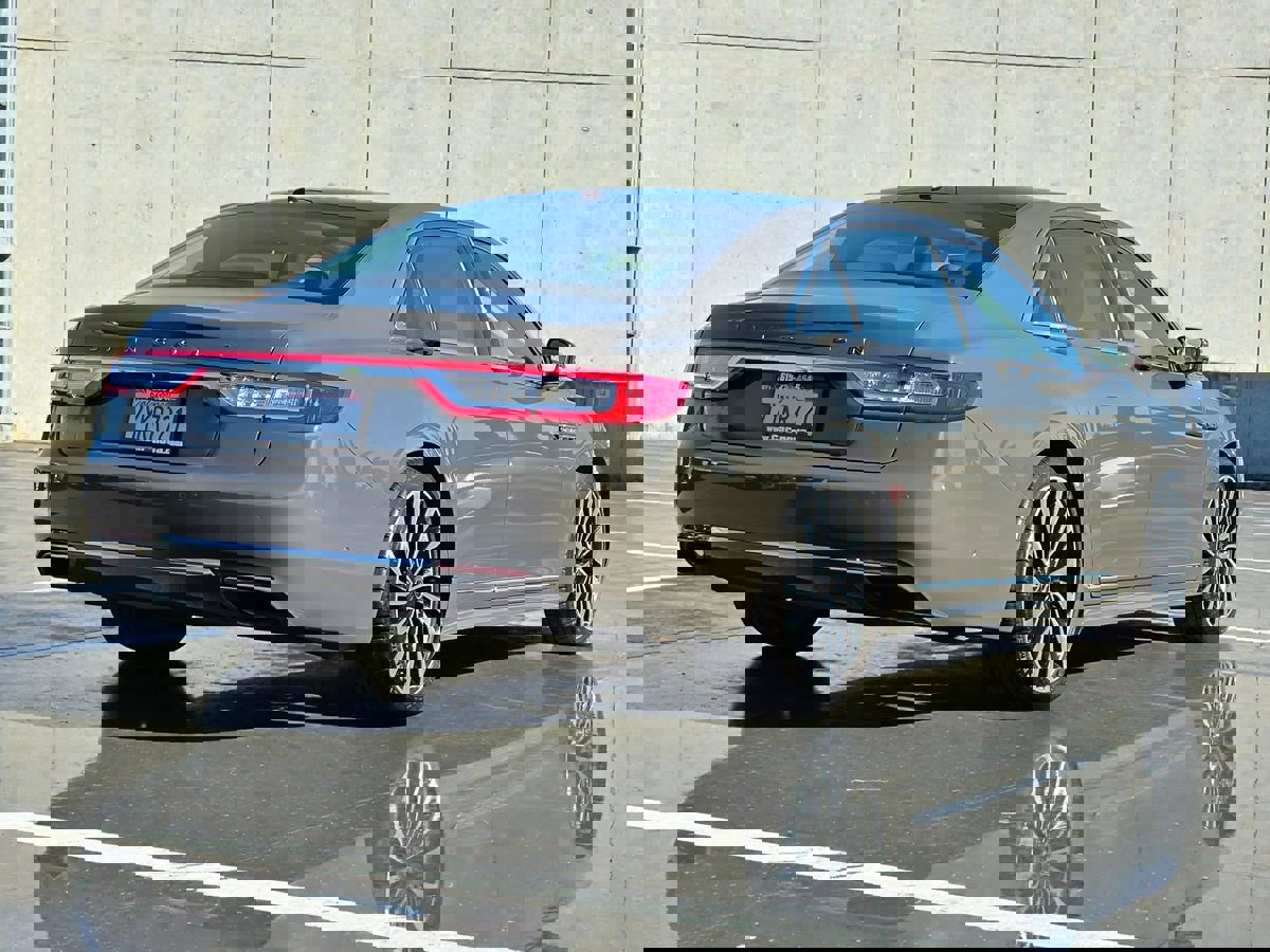 Used 2017 Lincoln Continental Black Label w/ Rear-seat Package image 9