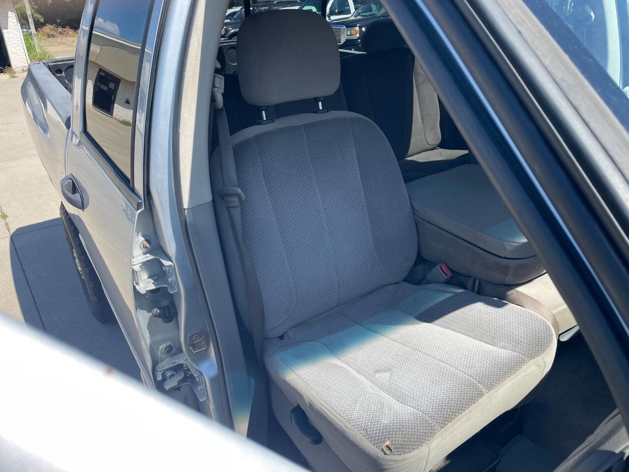 Used 2005 Dodge Ram 2500 Truck SLT w/ Trailer Tow Group image 7