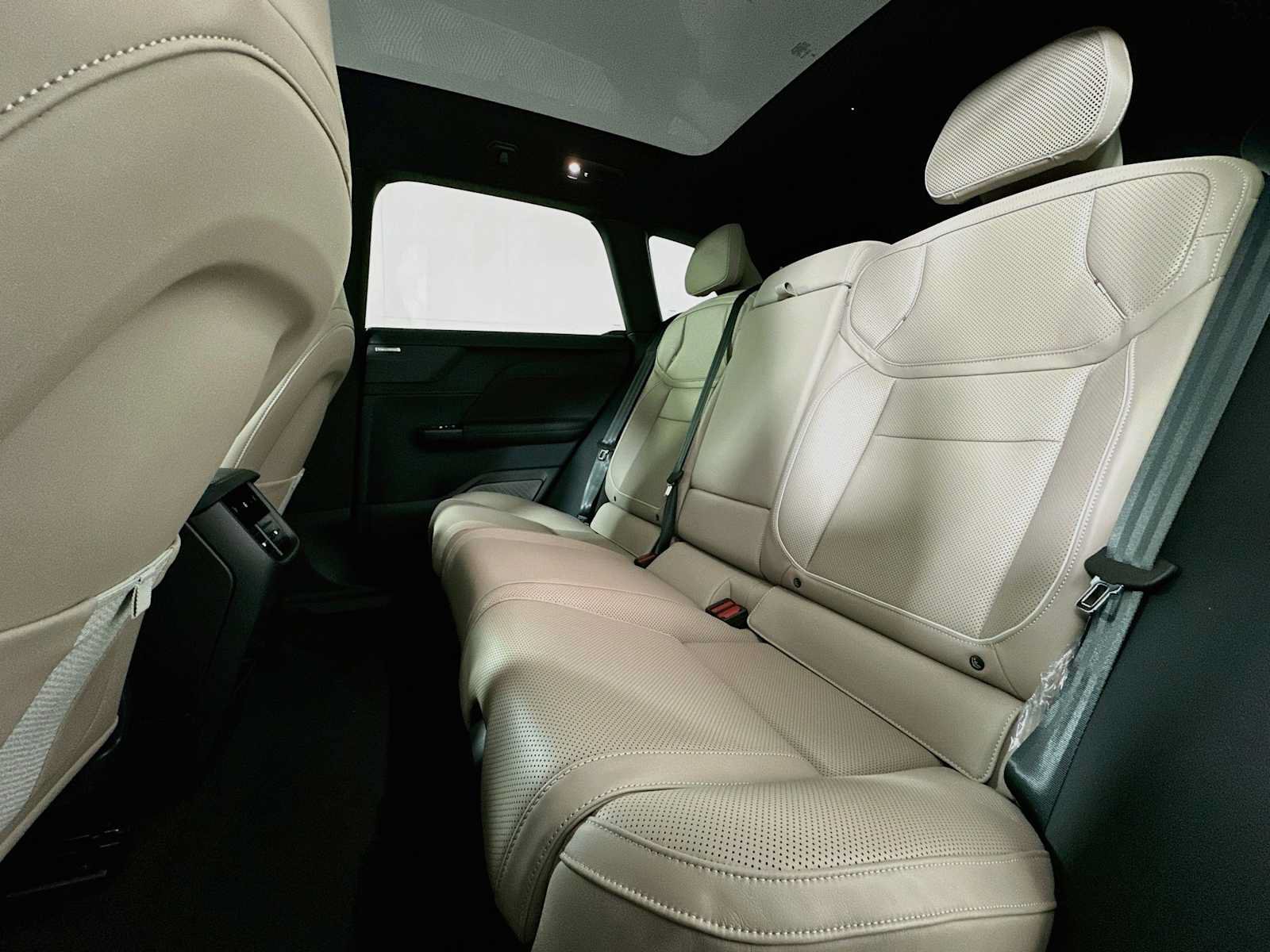 New 2027 Volvo EX60 Ultra AWD/4WD image 22