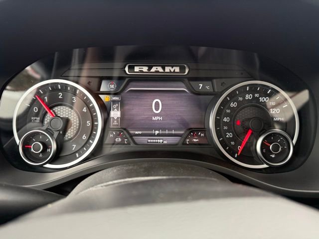 New 2026 RAM 1500 4x4 Crew Cab image 21