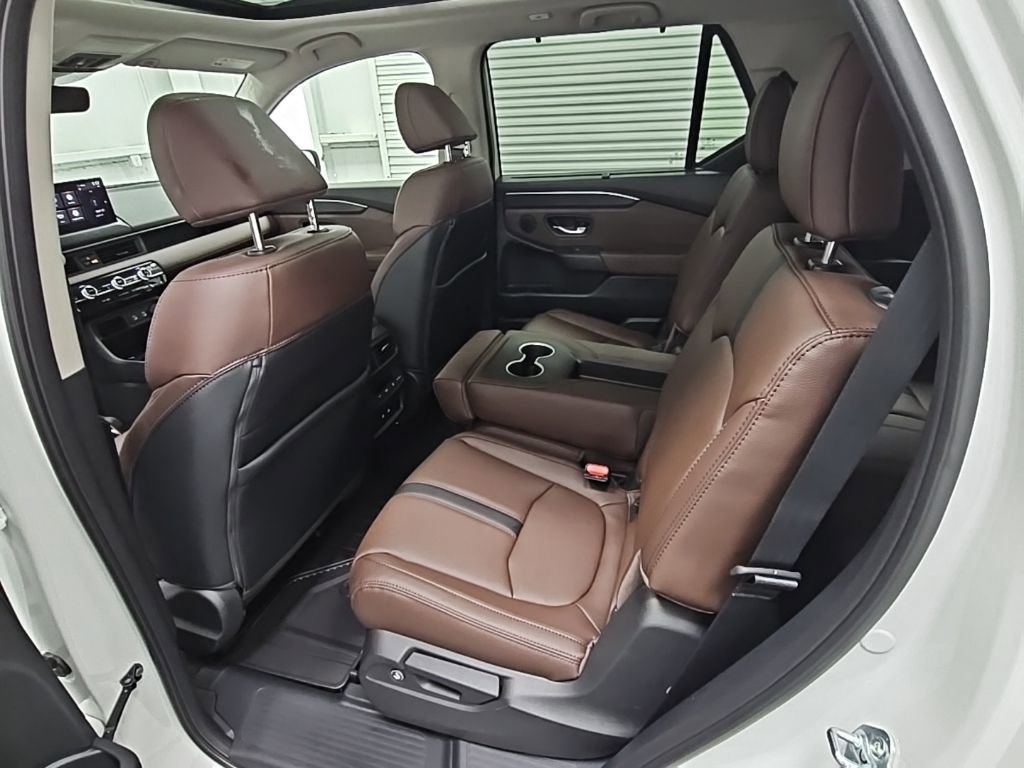 New 2026 Honda Pilot Touring image 33