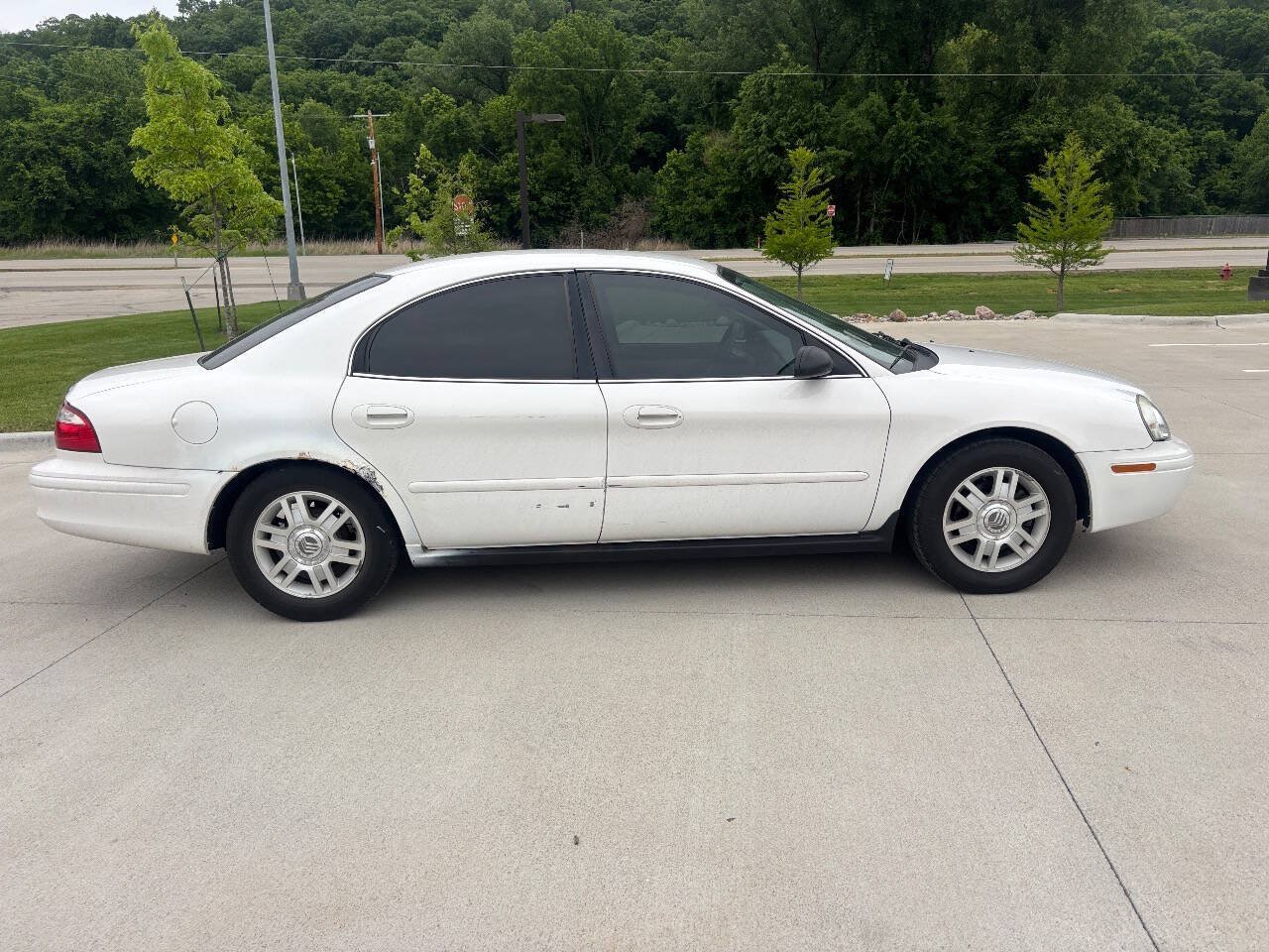 Used 2005 Mercury Sable GS FWD image 6