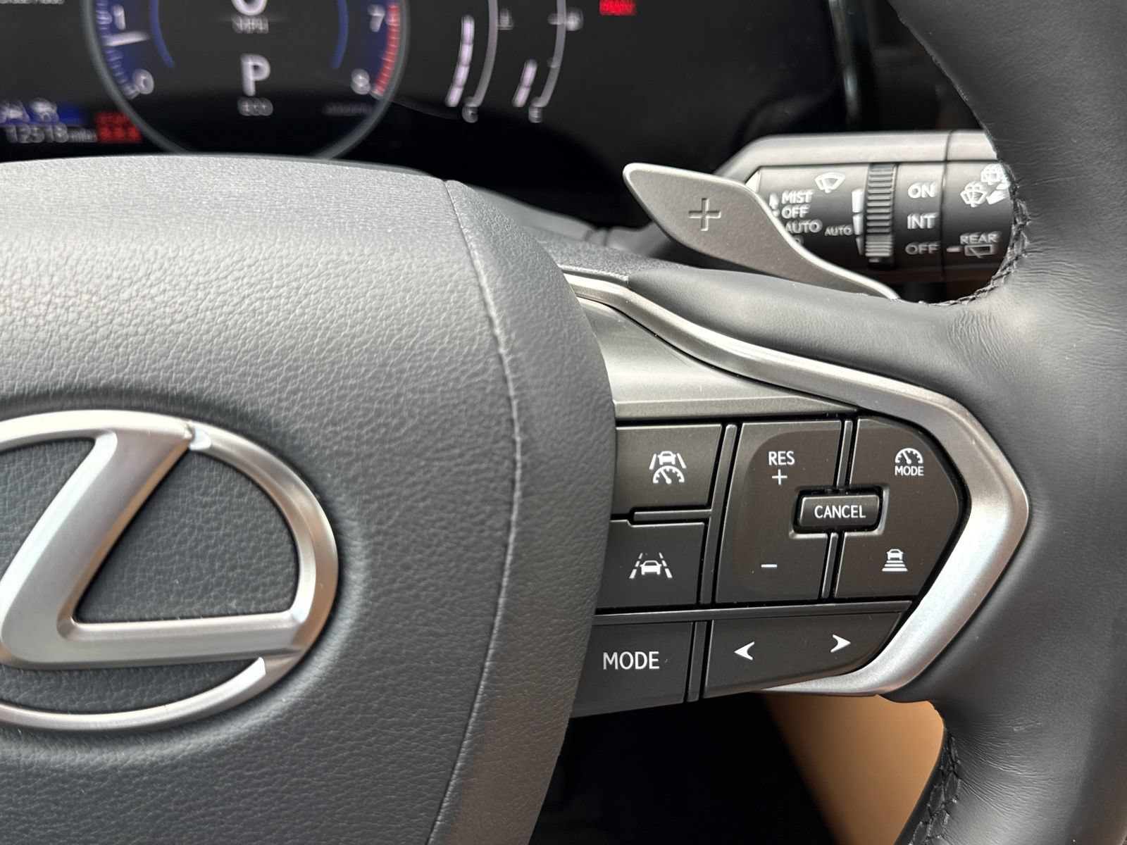 Used 2025 Lexus NX 250 FWD w/ Towing Package (2000 Lbs) image 22