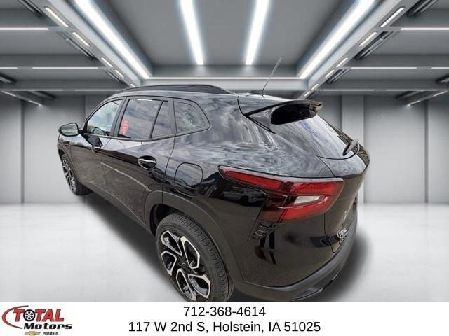 Used 2024 Chevrolet Trax RS image 6