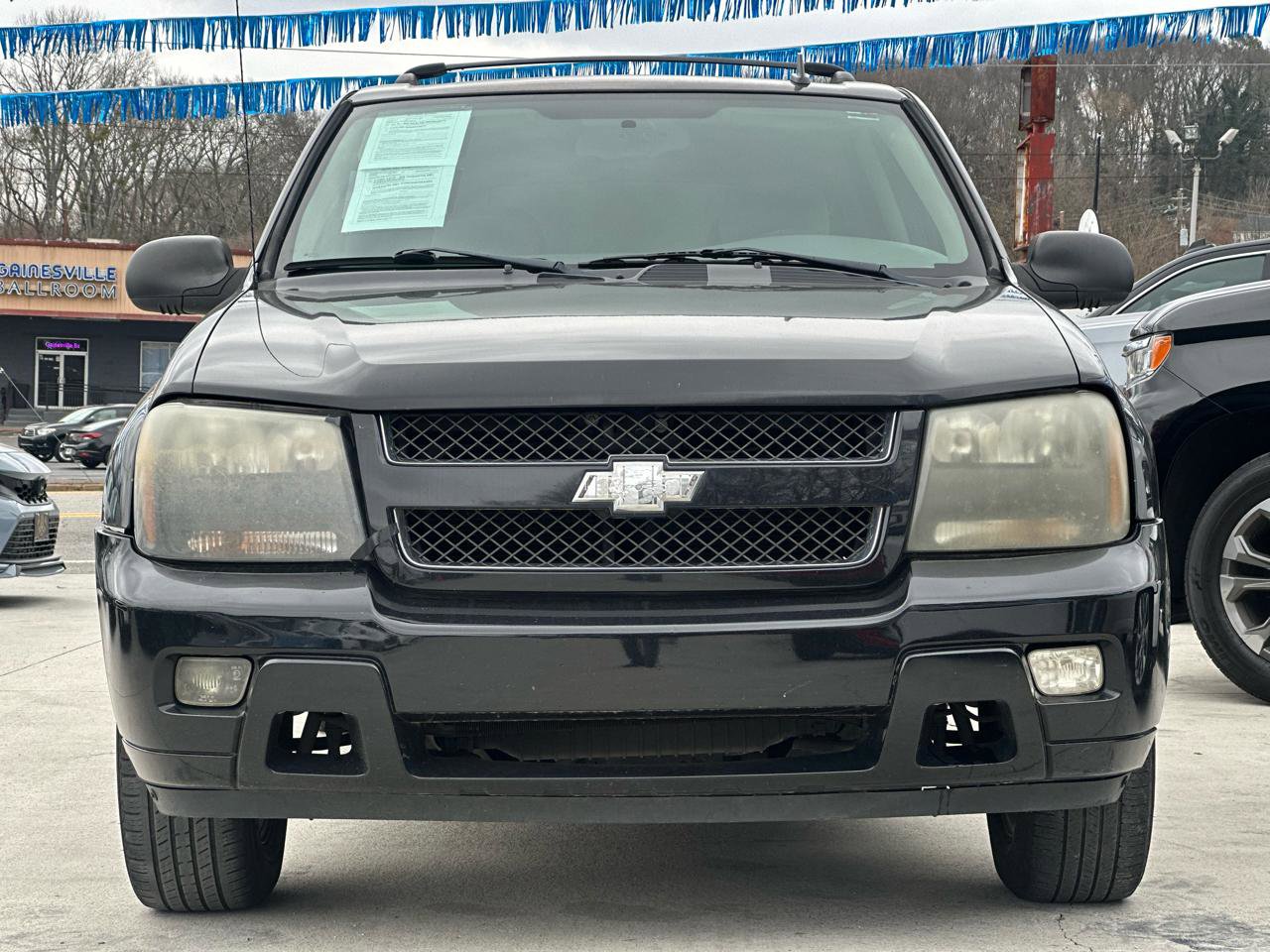 Used 2008 Chevrolet TrailBlazer LT w/ Sun And Sound Package RWD image 2