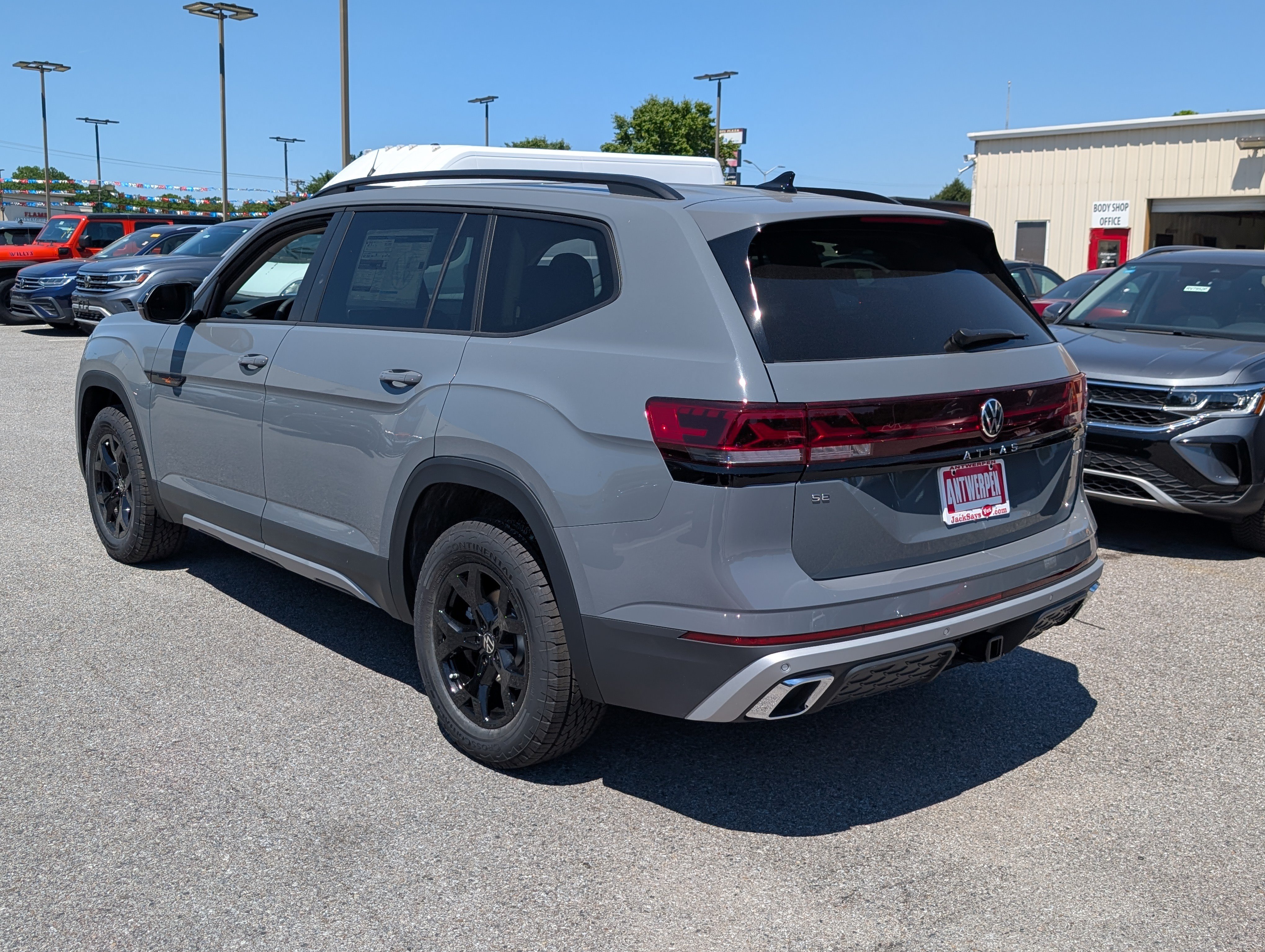 New 2026 Volkswagen Atlas Peak Edition AWD/4WD image 4